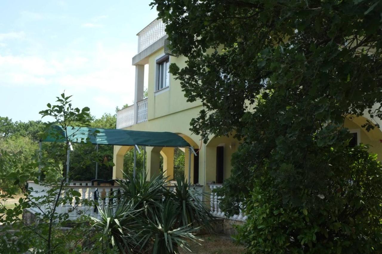 Hilltop Villa Risika Exterior foto
