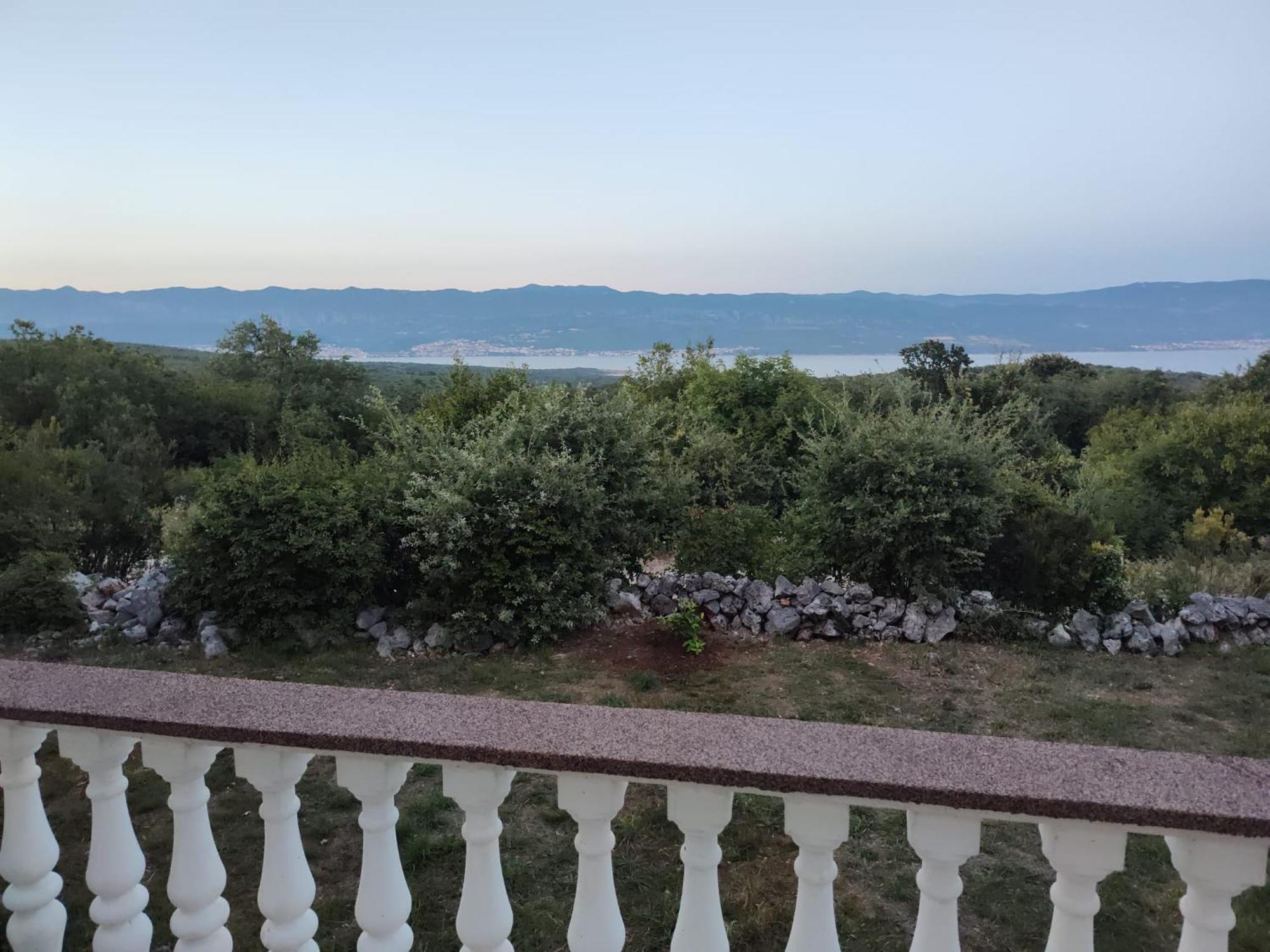 Hilltop Villa Risika Exterior foto